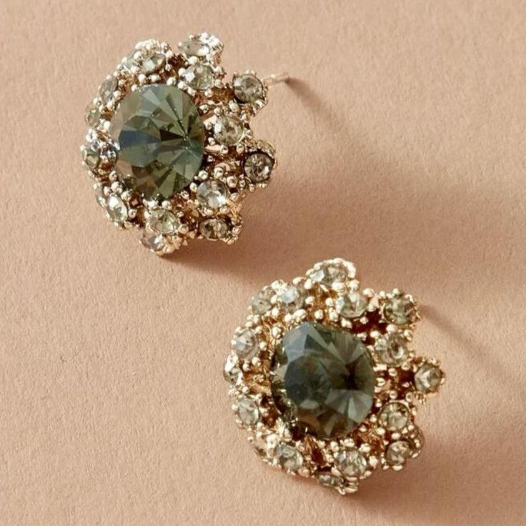 Green Shiny Round Vintage Earrings