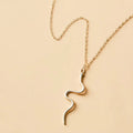 Minimalist Chain with Snake Pattern