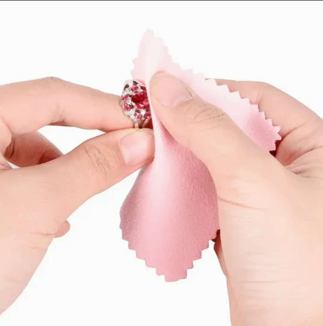 Premium Jewellery Cleaning Wipes
