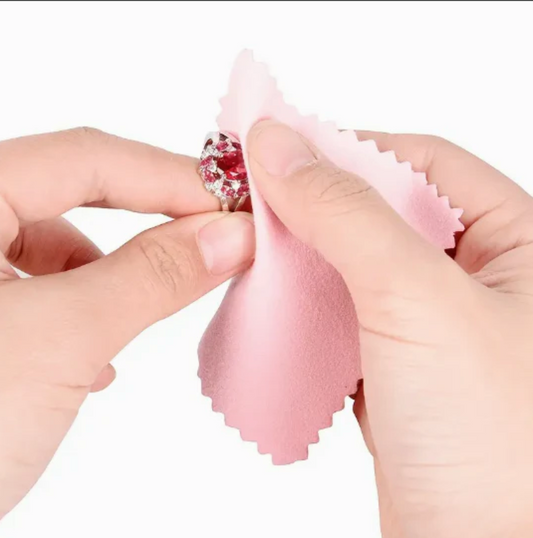 Premium Jewellery Cleaning Wipes