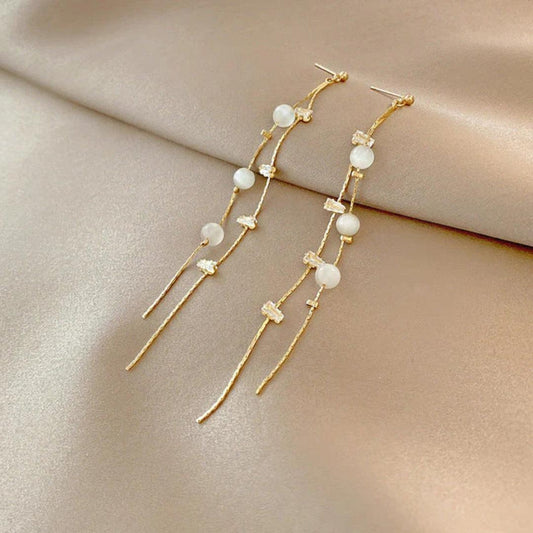 Elegant Dangling Earrings with Pearls and Zirconia
