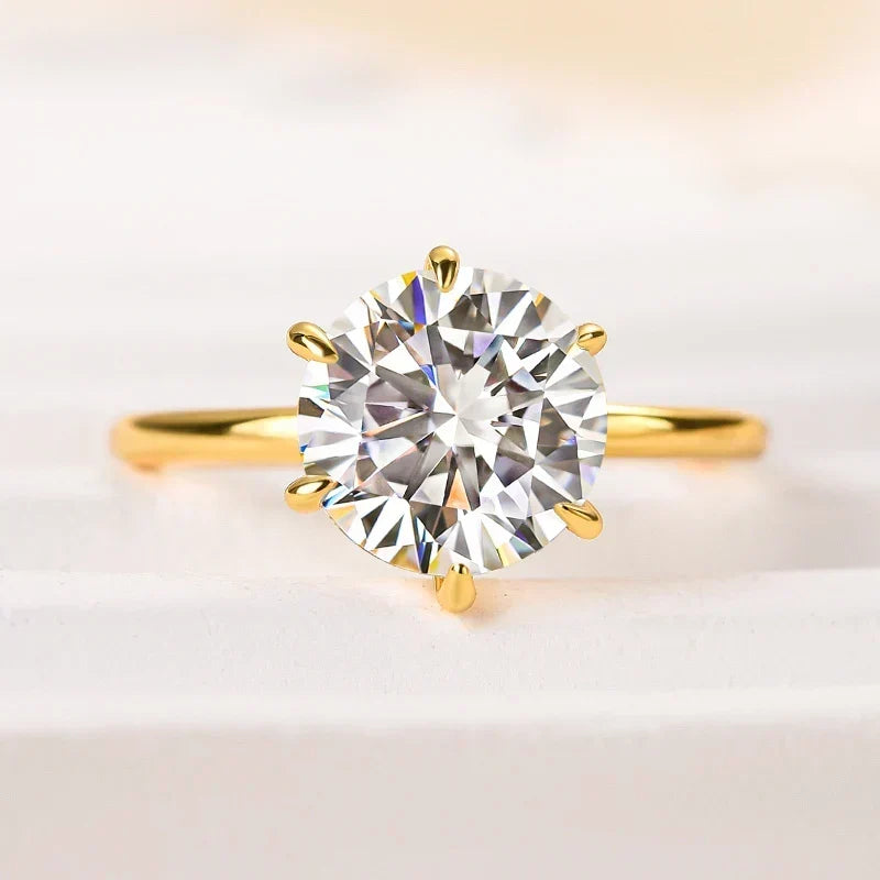Moissanite Round Cut Promise Ring