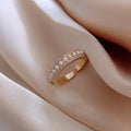 Luxury Ring Made of Gold and Pearls