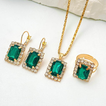 Gold Emerald Rectangular Jewellery Set