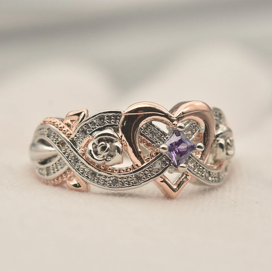 Elegant, Shiny Heart Ring Made of Rose Gold